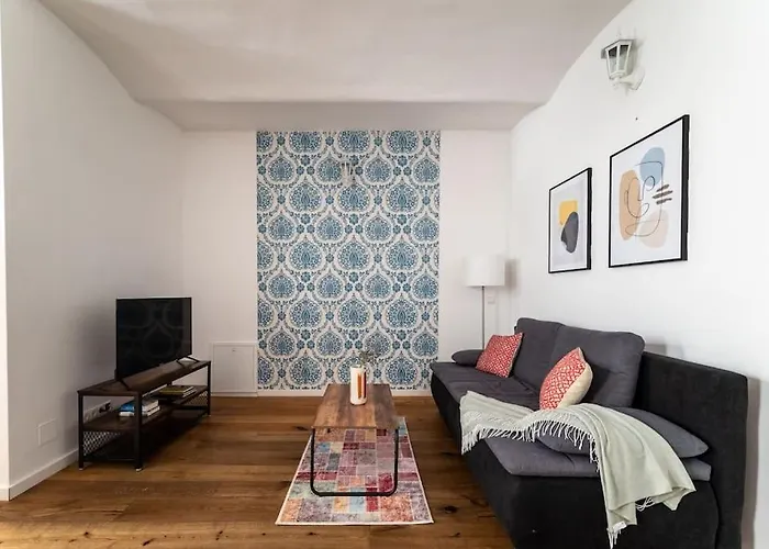 Cozy 1br Duplex Near Center By Hm Apartment